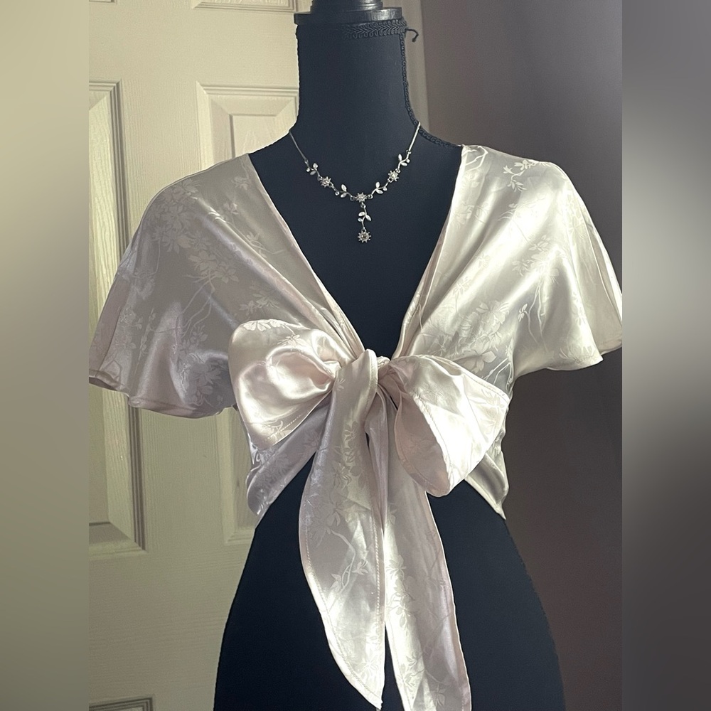 Ivory Satin versatile Tie-Front Crop Top